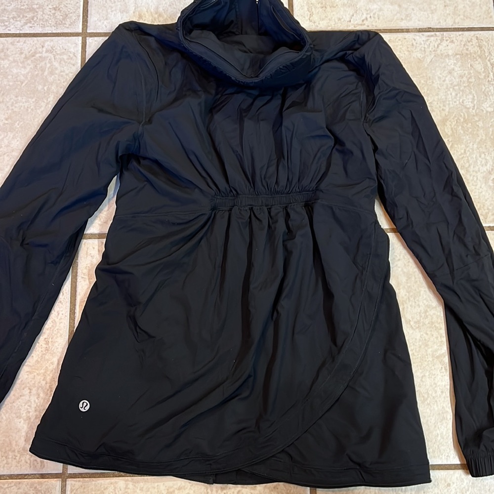 Lululemon Light Everyday Jacket - image 4